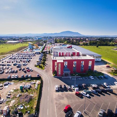 Hotel Alinalex - Paradisul Acvatic Brasov Luaran gambar
