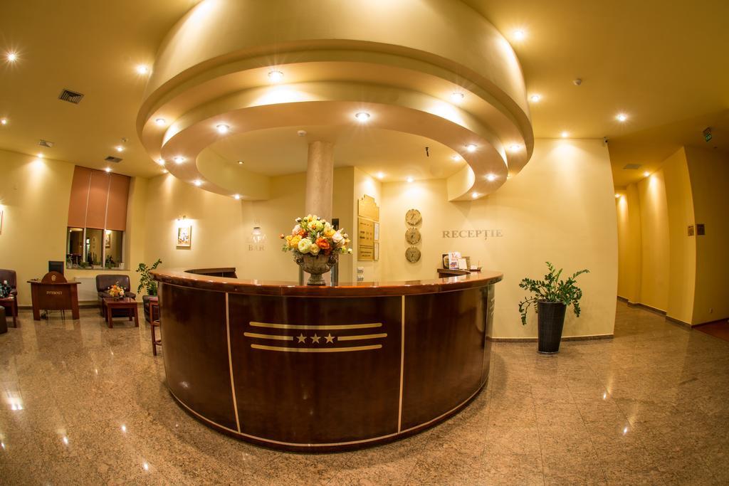 Hotel Alinalex - Paradisul Acvatic Brasov Luaran gambar