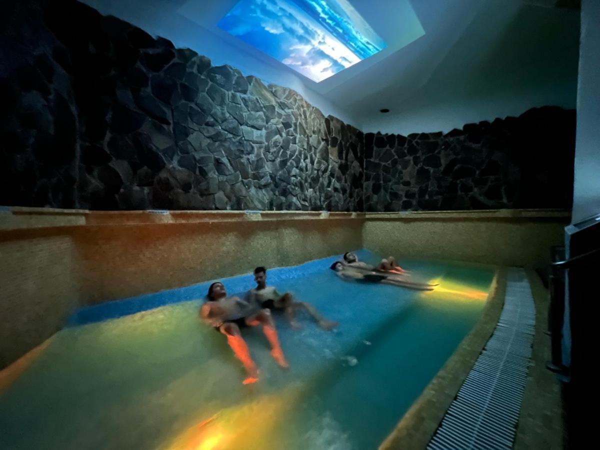 Hotel Alinalex - Paradisul Acvatic Brasov Luaran gambar