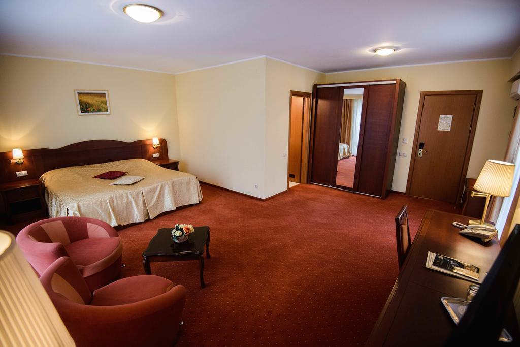 Hotel Alinalex - Paradisul Acvatic Brasov Luaran gambar